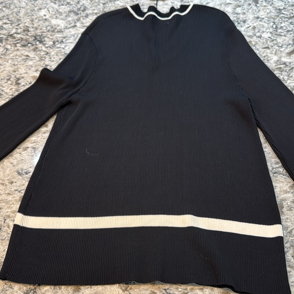 Elan | Wyonna Classic V-Neck Sweater in Black White Size M Medium - Picture 10 of 11